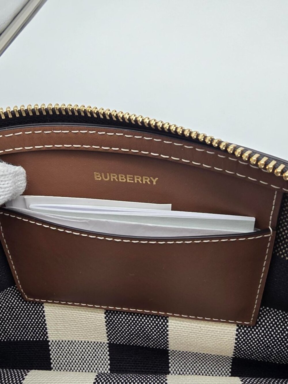 NWT Burberry House Check Canvas Wristlet - Picture 9 of 10
